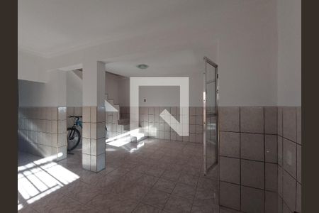 Sala de casa para alugar com 4 quartos, 200m² em Vila Apiai, Santo André
