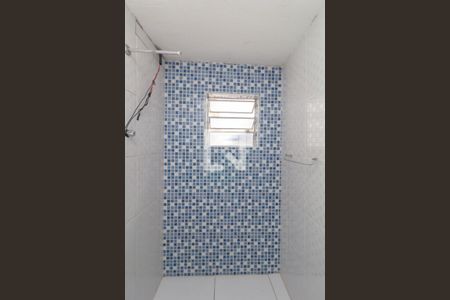 Banheiro de casa para alugar com 1 quarto, 58m² em Itaquera, São Paulo
