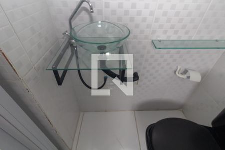 Banheiro de casa para alugar com 1 quarto, 58m² em Itaquera, São Paulo