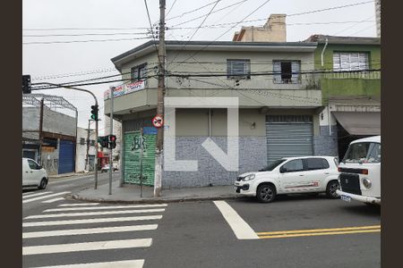 Fachada  de casa à venda com 2 quartos, 200m² em Jardim Previdencia, São Paulo