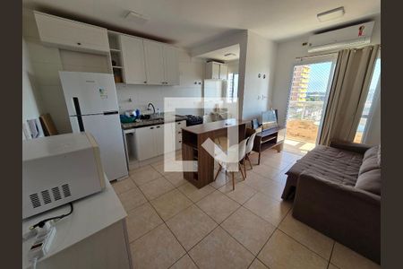 Sala de apartamento para alugar com 2 quartos, 57m² em Guilhermina, Praia Grande