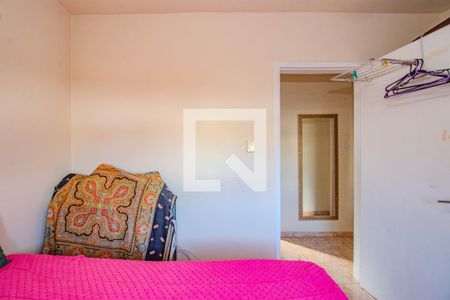 Quarto 1 de apartamento para alugar com 2 quartos, 59m² em São João, Porto Alegre