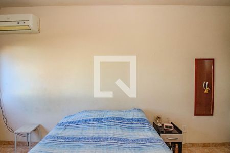 Quarto 2 de apartamento para alugar com 2 quartos, 59m² em São João, Porto Alegre
