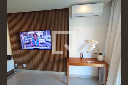 Sala de apartamento para alugar com 2 quartos, 62m² em Barra da Tijuca, Rio de Janeiro