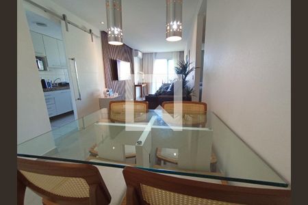 Sala de jantar  de apartamento para alugar com 2 quartos, 62m² em Barra da Tijuca, Rio de Janeiro