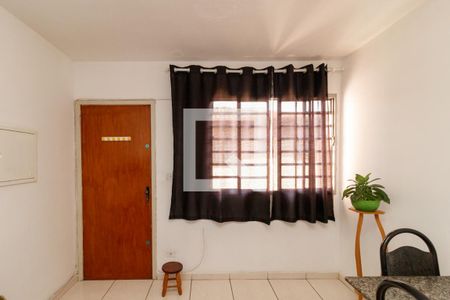 Sala de apartamento à venda com 2 quartos, 45m² em Jardim Martins Silva, São Paulo