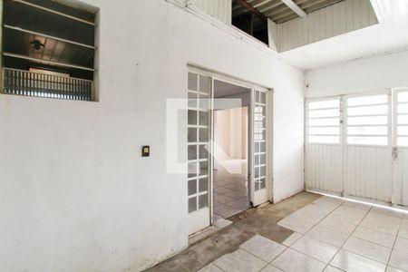 Sala de casa à venda com 3 quartos, 120m² em Rio Branco, Canoas