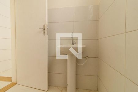 Banheiro de casa para alugar com 1 quarto, 60m² em Vila Maria Baixa, São Paulo