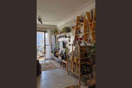 Sala de apartamento à venda com 2 quartos, 69m² em Jardim Itapeva, São Paulo
