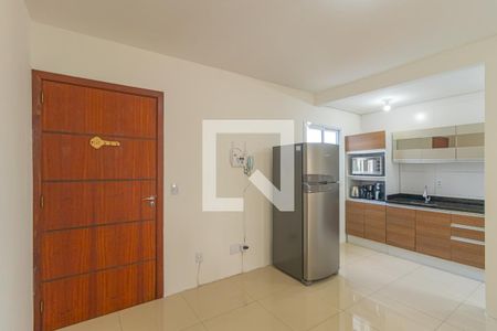 Sala/Cozinha de apartamento para alugar com 2 quartos, 49m² em Cachoeirinha, Cachoeirinha