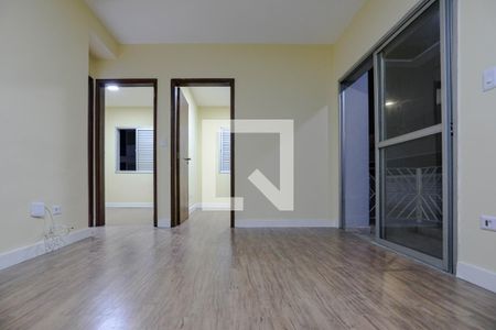Sala de apartamento para alugar com 2 quartos, 64m² em Loteamento Mogilar, Mogi das Cruzes