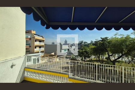 Vista de casa para alugar com 3 quartos, 162m² em Vila Valparaíso, Santo André