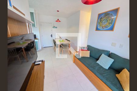 Sala de apartamento para alugar com 2 quartos, 55m² em Vila Assuncao, Praia Grande