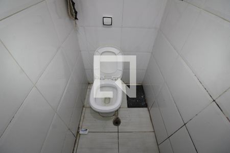 Quarto 1 - Banheiro de casa à venda com 4 quartos, 270m² em Vila Prado, São Paulo