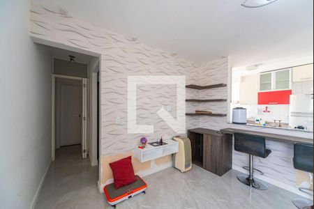 Sala de apartamento à venda com 3 quartos, 55m² em Vila Palmares, Santo André