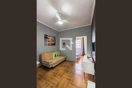 Sala de apartamento para alugar com 1 quarto, 39m² em Vila Tupi, Praia Grande