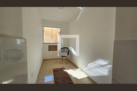 Quarto 1 de apartamento para alugar com 2 quartos, 65m² em Vila Emil, Mesquita