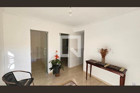 Sala de apartamento para alugar com 2 quartos, 65m² em Vila Emil, Mesquita