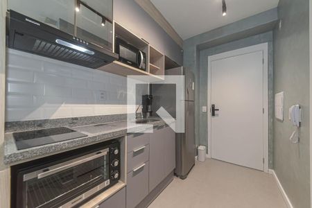 Cozinha de kitnet/studio para alugar com 1 quarto, 24m² em Vila Cordeiro, São Paulo