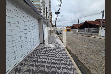 Fachada de casa de condomínio para alugar com 2 quartos, 53m² em Guilhermina, Praia Grande
