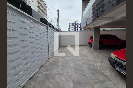Garagem de casa de condomínio para alugar com 2 quartos, 53m² em Guilhermina, Praia Grande