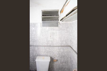 Banheiro de casa para alugar com 1 quarto, 35m² em Centro, São Paulo