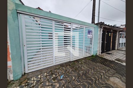 Fachada de casa para alugar com 2 quartos, 65m² em Guilhermina, Praia Grande