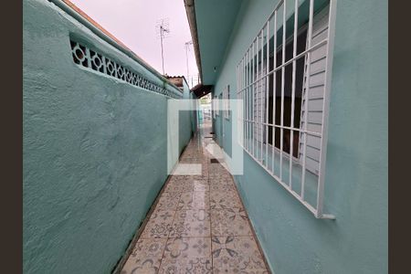 Quintal de casa para alugar com 2 quartos, 65m² em Guilhermina, Praia Grande