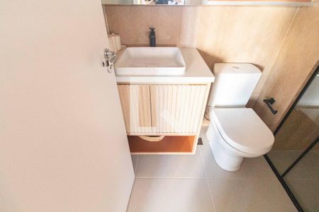 Banheiro da Suíte de apartamento para alugar com 1 quarto, 40m² em Vila Dom Pedro I, São Paulo