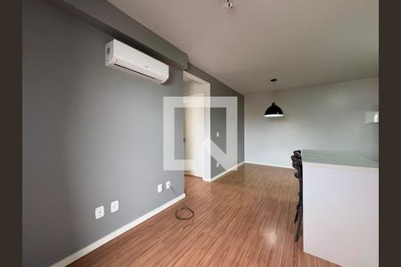 Sala de apartamento à venda com 1 quarto, 61m² em Centro, Canoas