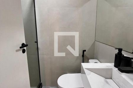 Banheiro  de apartamento à venda com 1 quarto, 20m² em Copacabana, Rio de Janeiro