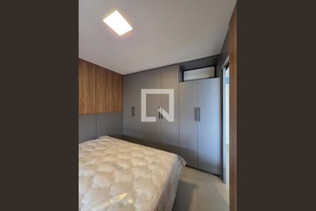 Quarto  de apartamento para alugar com 1 quarto, 40m² em Empresarial 18 do Forte, Barueri