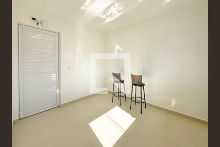 Sala de kitnet/studio para alugar com 1 quarto, 25m² em Serraria, São José