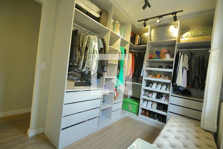 Closet ( quarto 2 )  de casa à venda com 3 quartos, 150m² em Taboão, São Bernardo do Campo