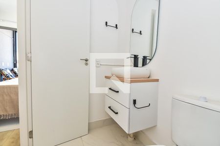 Banheiro de apartamento à venda com 1 quarto, 26m² em Vila Mariana, São Paulo