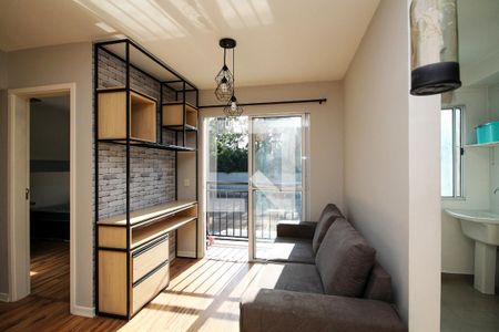 Sala de apartamento para alugar com 2 quartos, 47m² em Vila Monte Serrat, Cotia