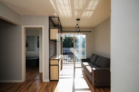 Sala de apartamento para alugar com 2 quartos, 47m² em Vila Monte Serrat, Cotia