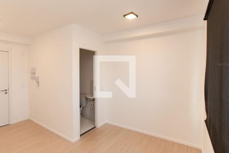 Quarto de kitnet/studio à venda com 1 quarto, 17m² em Vila Nilo, São Paulo
