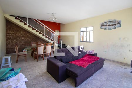 Casa para alugar com 4 quartos, 191m² em Trindade, São Gonçalo