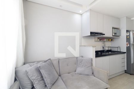 Sala de apartamento para alugar com 2 quartos, 33m² em Parque Fongaro, São Paulo