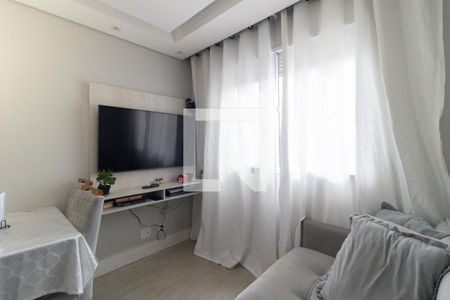 Sala de apartamento para alugar com 2 quartos, 33m² em Parque Fongaro, São Paulo