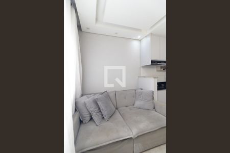 Sala de apartamento para alugar com 2 quartos, 33m² em Parque Fongaro, São Paulo