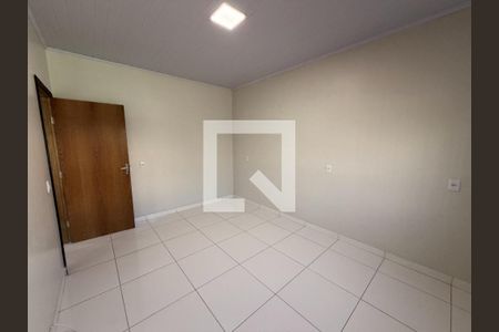 Quarto 02 de casa para alugar com 2 quartos, 60m² em Conjunto 4, Brasília