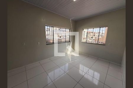 Quarto 02 de casa para alugar com 2 quartos, 60m² em Conjunto 4, Brasília
