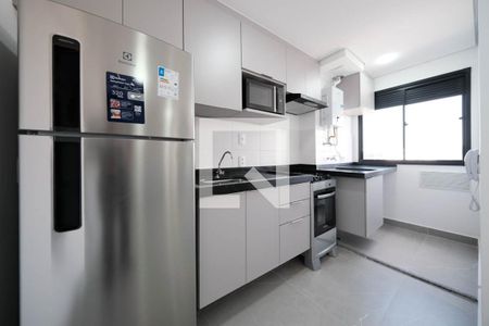 Sala/Cozinha de apartamento para alugar com 2 quartos, 38m² em Vila Campanela, São Paulo
