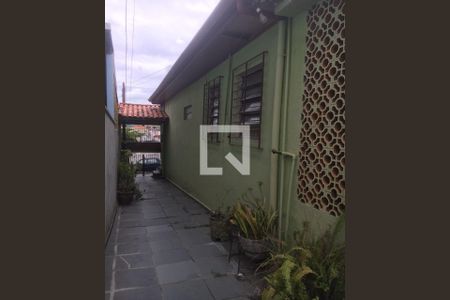 CORREDOR EXTERNO de casa à venda com 4 quartos, 189m² em Vila Osasco, Osasco