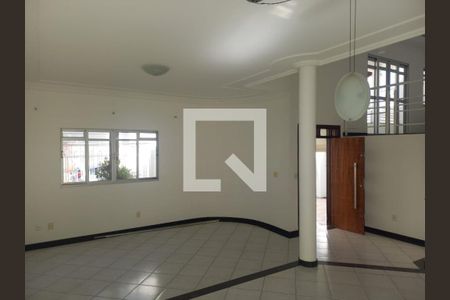 Sala de casa para alugar com 4 quartos, 239m² em Morada da Colina, Uberlândia