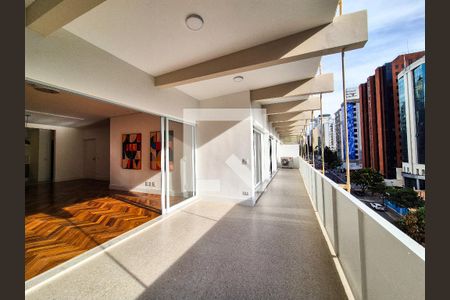 Apartamento à venda com 3 quartos, 202m² em Higienópolis, São Paulo