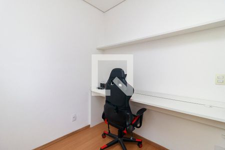 Quarto 1 de apartamento para alugar com 2 quartos, 42m² em Parque Maria Helena, São Paulo