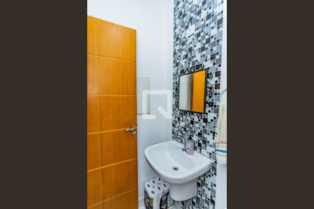 Lavabo de casa à venda com 2 quartos, 160m² em Jardim Vivan, São Paulo